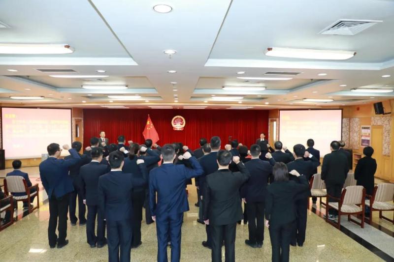 省财政厅举行宪法宣誓仪式